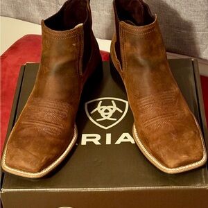 Ariat Booker Chelsea Square Toe Western Boot Distressed Tan Size 14 M